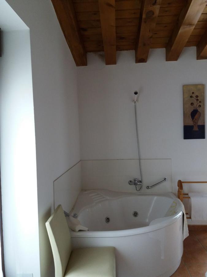 Casa Rural La Antigua Fragua Los Llanos de Tormes Eksteriør bilde